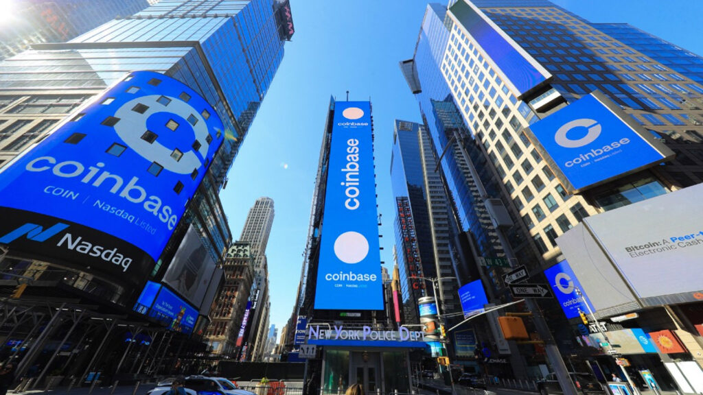 Coinbase trở thành công ty đại chúng trên Nasdaq