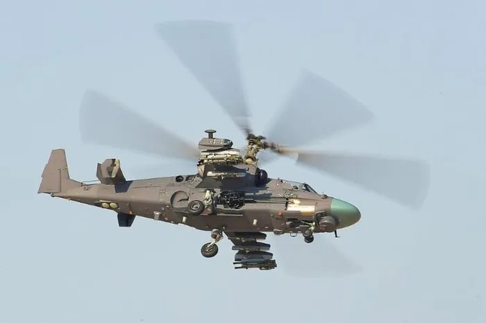 Chuyến bay trình diễn của trực thăng chiến đấu Ka-52 Alligator (Nga).